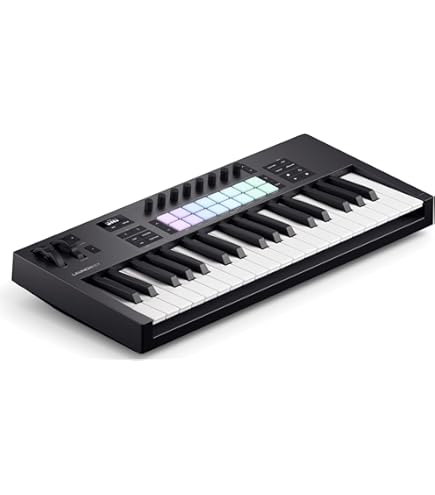 Novation LaunchKey mini mk4 37　未使用　おまけ付き novationのコンパクトMIDIキーボードLaunchkey Mini 37 MK4をご